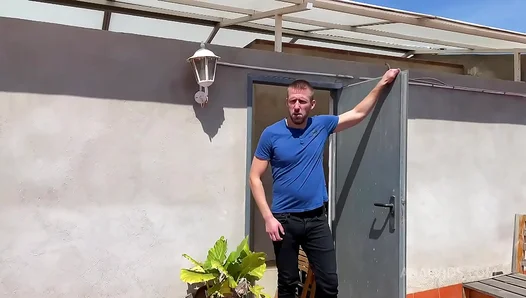 Hot Antenna Tech Fucked Hard Covered in Load – Steaming Gay Sex Scene