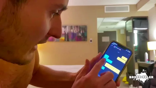 Hot Twink Meets Ripped Jock for Steamy Bareback Fun Post-Grindr Date – 18+