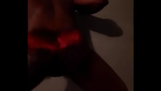 Booty Poppin Moves: Solo Twink Finesses the Perfect Twerk – 18+