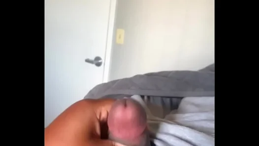 Morning Rush: Quickie Masterbate Session Before School Starts – HomemadeGay 18+