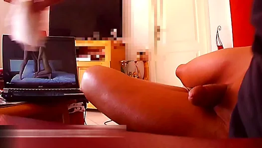 Cum Shot Challenge: Expert Blowjob Skills Flaunted Live On Cam – XXXGayTube 18+