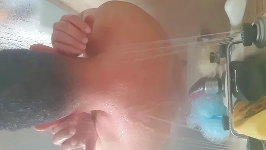 Richard Bunnyy Soaks Hard in Steaming Shower—Solo Play Time Begins! – BigCockCamAction
