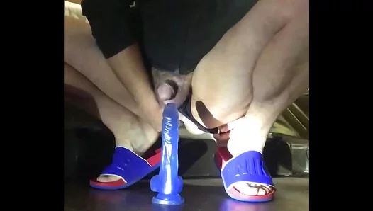He Fucks Himself Raw With a Dildo as the Crowd Cant Look Away – HotGayShows 18+
