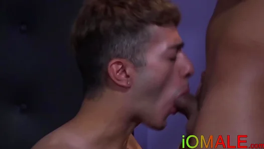 Enzo Mayer Takes Deep Thrusts While Moaning Loudly in Steamy Latino Twink Action 18+