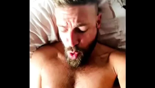 Discover Sacred Pleasure: Sensual Tantric Masterbation Ritual – GayPornHub 18+