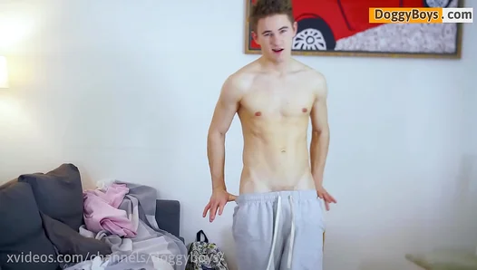 Oiled Glory: Mariano Basso Pleases Himself in Hot Solo Act – GayTeen 18+