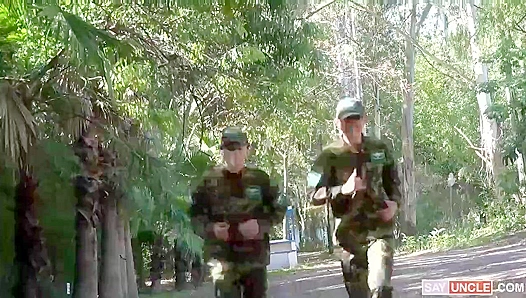 Three Hot Soldiers Swap Sucking Duty on One Big Dick – Raw MFM Action
