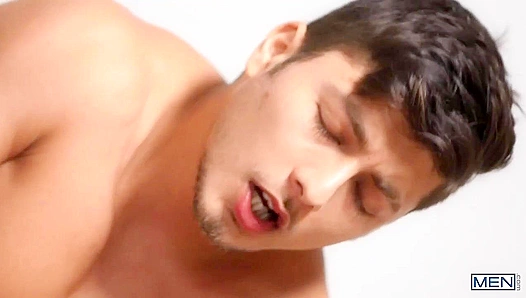 Malik Rides Angel Hard — Bareback Cowboy Wild Ride – Drill My Hole Deep