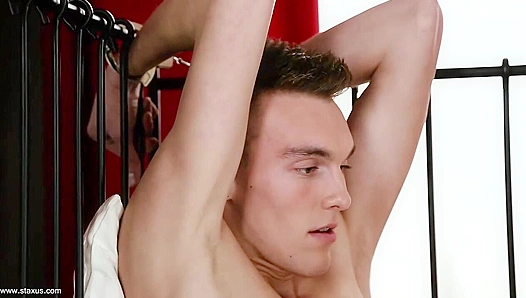Mike the Twink Gets Fully Pounded by Shanes Thick Dick – GayXXX