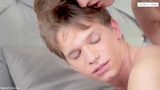David Hollister Jacob Dolce Go Hard In Steamy Bareback Sex – GayXXX