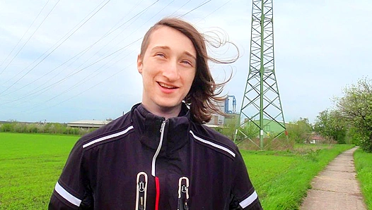 Gay XXX Ride: Petite Bottom Takes Huge Dick Deep – Amateur Cutie Barebacked