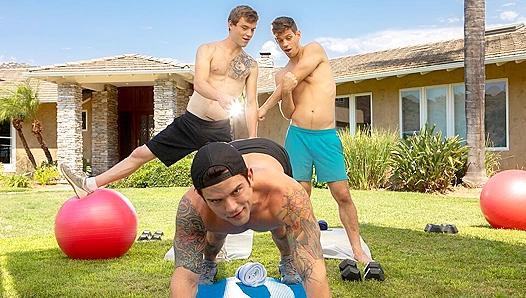 Bareback Passion: Scott Finn Michael Del Ray Ignite Neighborly Desire – 18+
