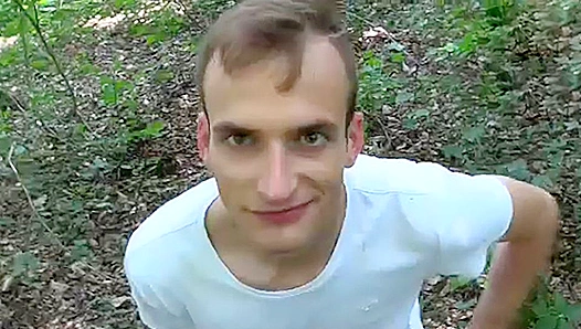Steamy Outdoor Encounter: Wild Ride with a Horny Czech Stud – XXX Gay