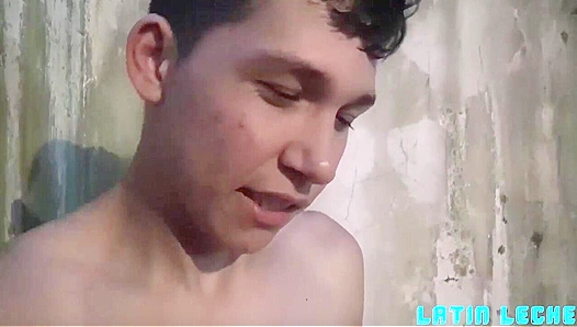 He Lets Him Bloom: Straight Dude Tastes Latino Cock for Petals – LatinLeche 18+