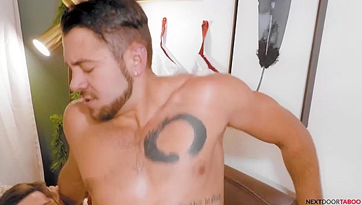 Christmas Anal Treat: Dante Colle LeRoy Jones Share Steamy Holiday Fun – 18+