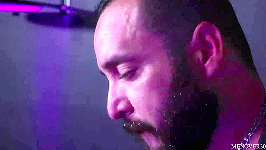 Leather Daddy Deeply Fucks Julian Torres Tight Hole – MuscleBear Montreal Action