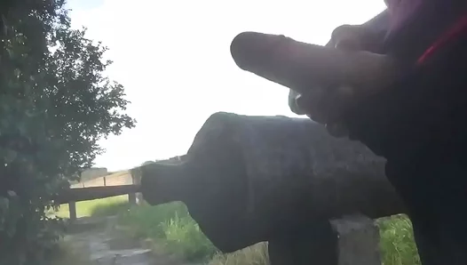 Solo Students Steamy Moment on Historic Fortress Walls – GayScene 18+