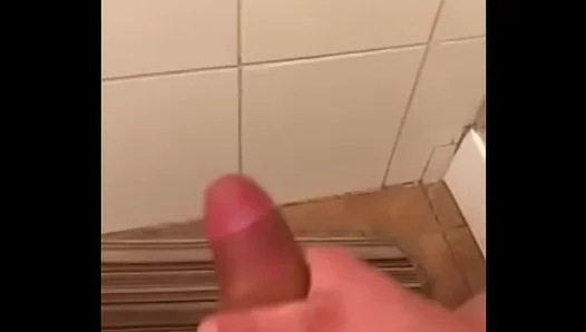 Solo Horny Stud Jizzes Hard — Massive Load in the bathroom – HotGayCams 18+