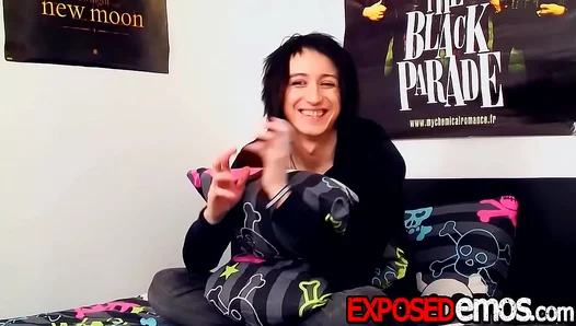 Tattooed Emo JERKS Massive Hard-on FUCKS Plugs for Ultimate Relief – NaughtyJake 18+