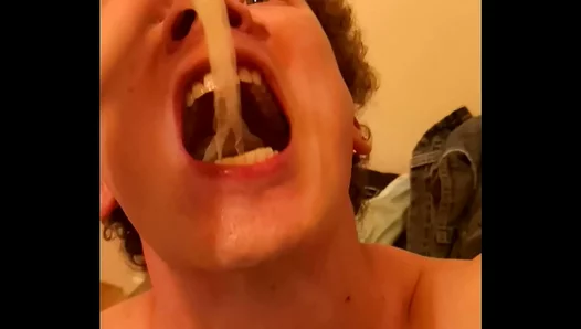 POV Blowjob Aftermath: Lisbon Guy Swallows Load from Used Condom – Hot Raw