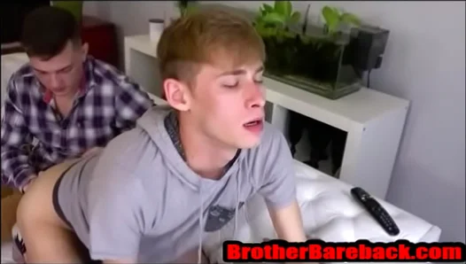 Fucking Raw: I Fingered Then Banged This Horny 18+ Twinks Tight Hole