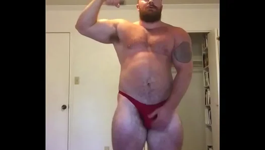 Muscle God Struts in Tight Posers—Solo Pump Session Turns Filthy Hot