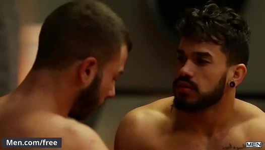 Arad Winwin Michael Jackman Go Raw in Steamy Muscle-Fueled Encounter – 18+