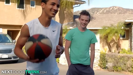 Young Ebony Twink Gets Pounded Hard in Steamy Doggy Style Ride – Scott Finn 18+