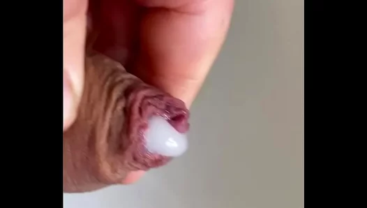 Massive Cream Explosion from Thick Cockhead – Steamy Gay Orgasm Scene
