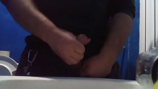 Hungry Hands Pleasure His Horny Georgian Stud at Home – GayXXXHub 18+