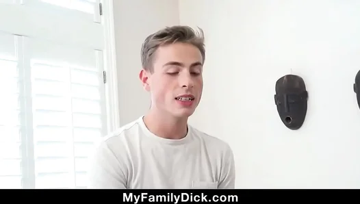 Hot Hands: Mature Masseur Takes Horny Teens Tight Body by Storm – 18+GayFun