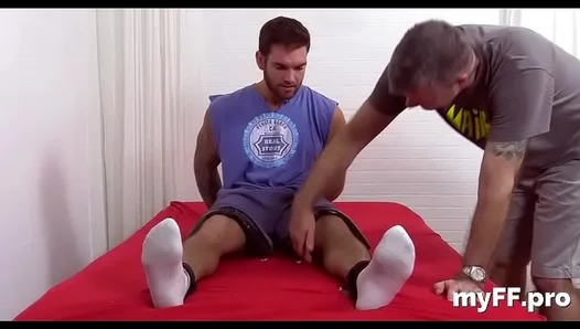 Muscle Stud Sucks Toes Teases Himself in Steamy Solo Play – NaughtyFetishGay 18+