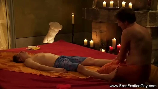 Sensual Tantra Uncovered: Deep Connection Intimate Pleasure for Gay Couples