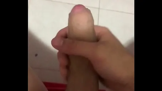 Young Stud 18+ Discovers Bliss in Intimate Solo Blowjob Fantasy – GayPornHub