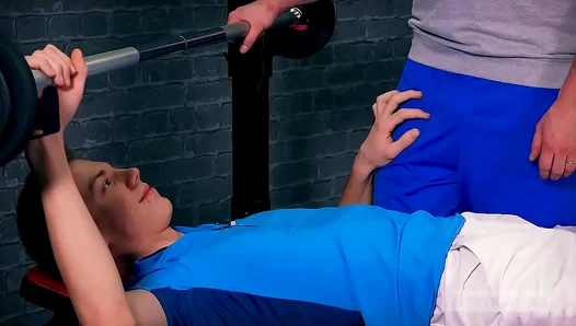 Enzo Mathis Ignite the Gym with Steamy Twink Energy – Full Scene
