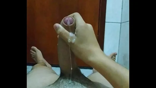 Latin Stud Blasts Huge Load in Steamy Solo Masturbating Scene – HotGayMasturbation