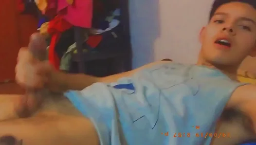 Abners Steamy Hookup with a Horny Guatemalan Stud – Insta Heat 18+