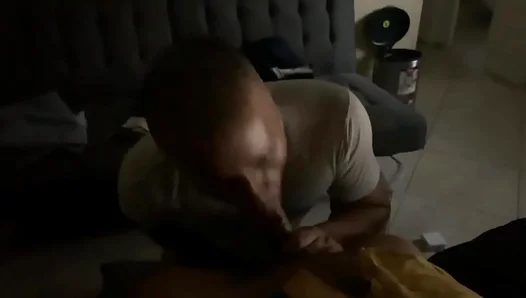 Amateur Takes Control with a Steamy, Mind-Blowing Blowjob – HotGayPornScene