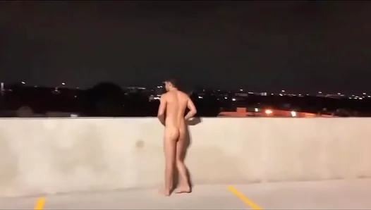 Steamy Naked Encounters: Hot Guys Share Wild Outdoor Moments – GayPornFun 18+