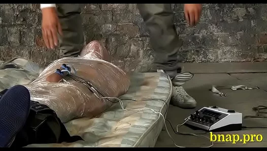 Hardcore BDSM Thrills as Fetish Top Dominates Masochist Bottom – GayPain 18+