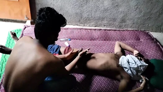 Sensual Desi Oil Massage Turns Steamy – Hot Hommade Action in Hindi