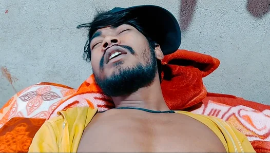 Sensual Desi Teen Tempts Hardened Men in Steamy Rural Encounter – XXXINDO 18+