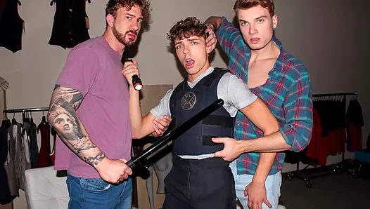 Double Penetration Thrills: Two Twinks Bury Hard Cocks in Curvy Guard – XXX