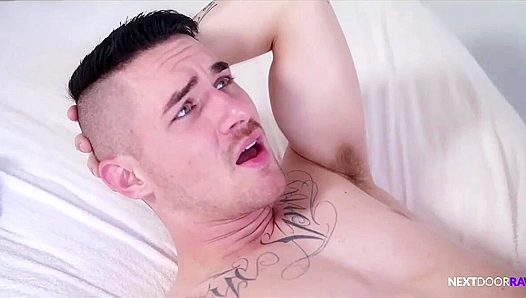 Zak Bishop Roman Todd: Steamy Neighbor Hookup, Backdoor Action – GayPornFest 18+