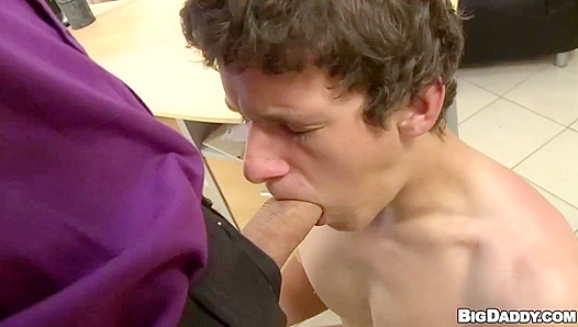 Denis Reed Tommy White Go Wild — Horny Bareback Action on Camera – Raw Casting