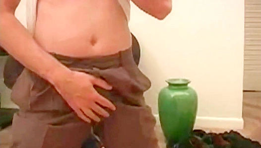 Joeys Juicy Solo Session: Steamy Masturbation Heat – Men Over 30 Action