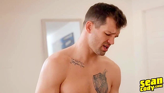 Brysen Drews Steamy Hookup + Behind-the-Scenes Action – RawExposed Males 18+