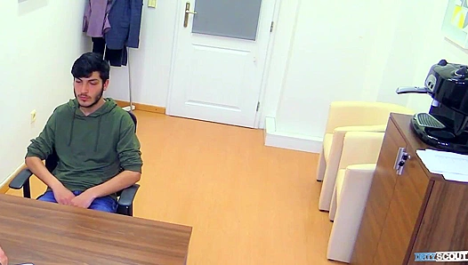 Rimmed Relaxed: Amateur Guy Enjoys Dirty Oral from Horny Top – DirtyScout POV