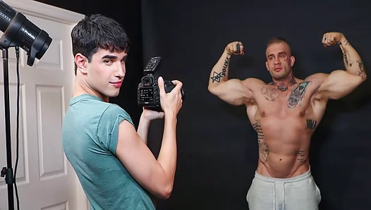 Young Stud Tempts Jock into Steamy Bareback Encounter – FitGayX 18+