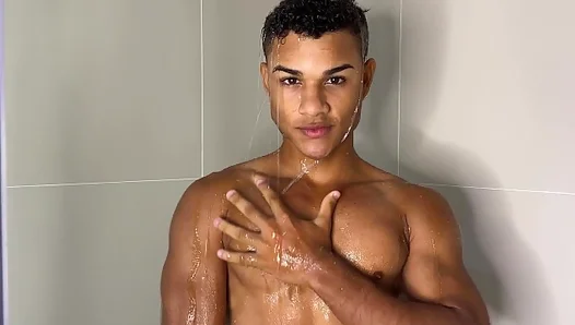 Beisel Prixe Moans Through a Steamy Solo Workout Session – Hot Gay Porn